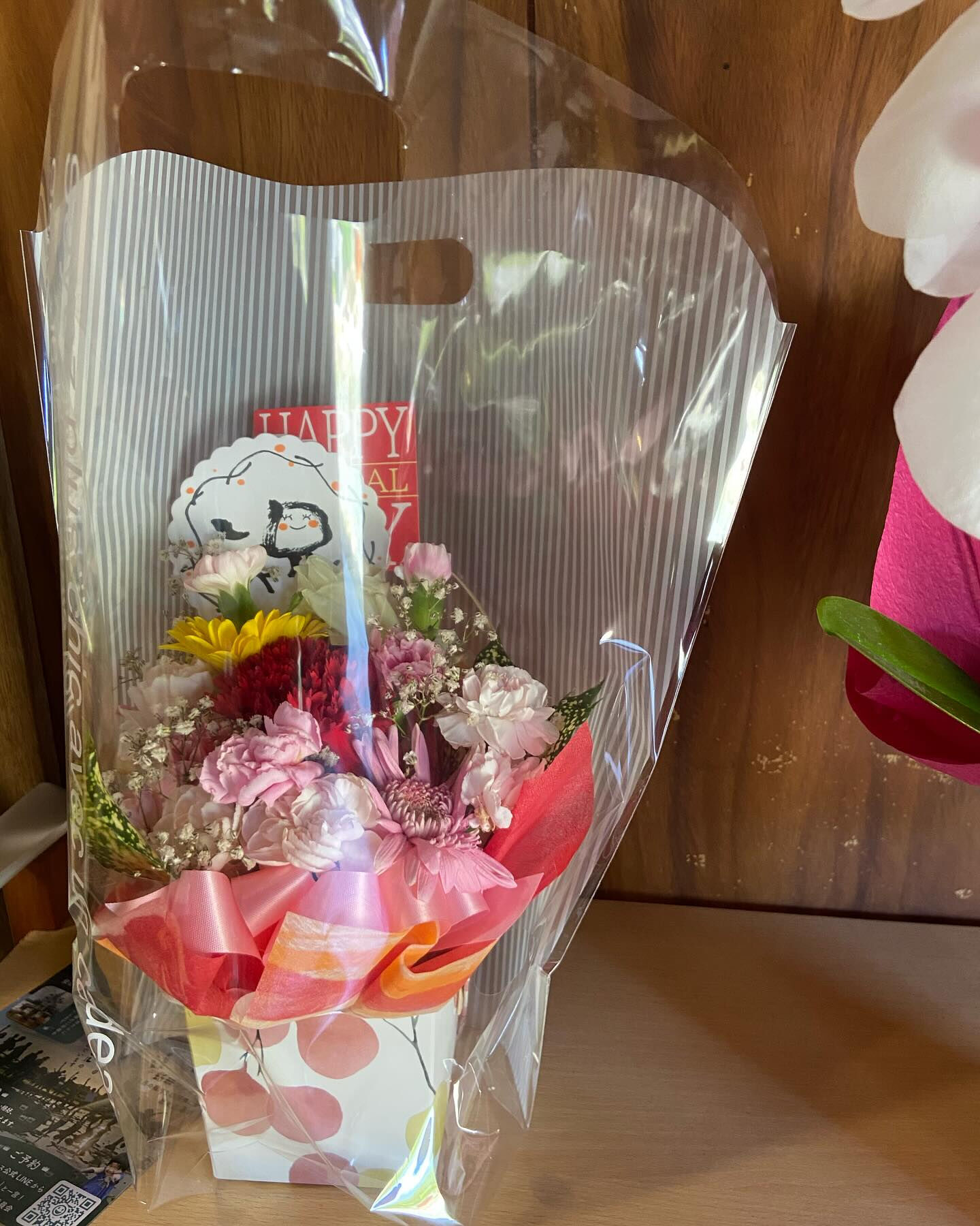 5月の営業日、たくさんのお花頂きありがとうございます