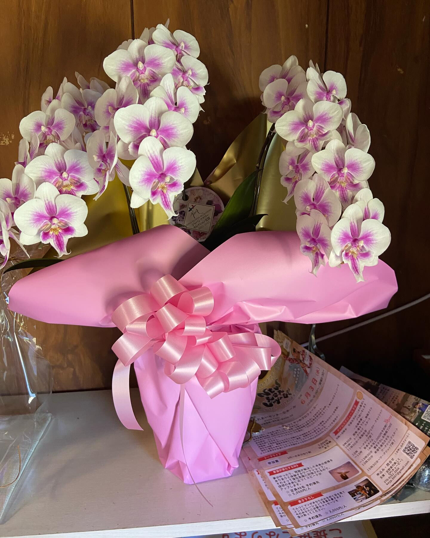 5月の営業日、たくさんのお花頂きありがとうございます