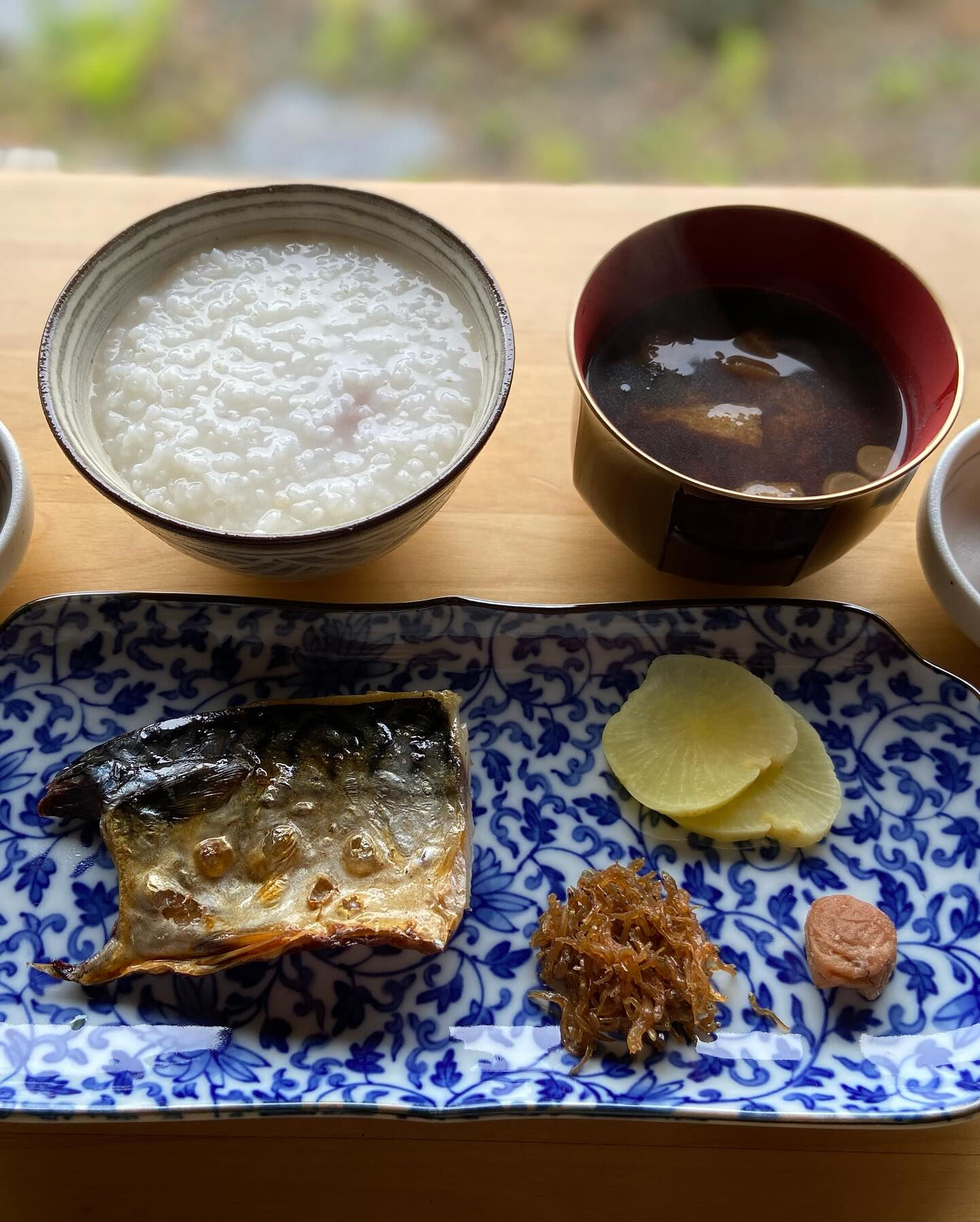 5月の営業日、たくさんのお花頂きありがとうございます